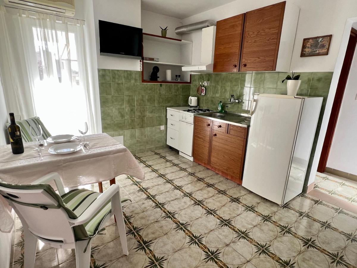 Martin Apartments Rovinj Buitenkant foto